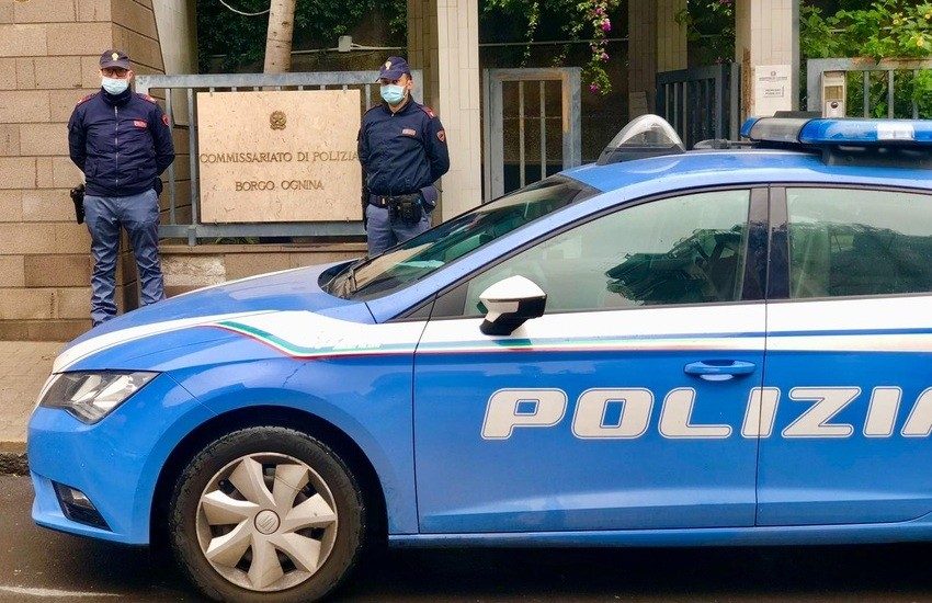 Catania, denunciata coppia di truffatori online