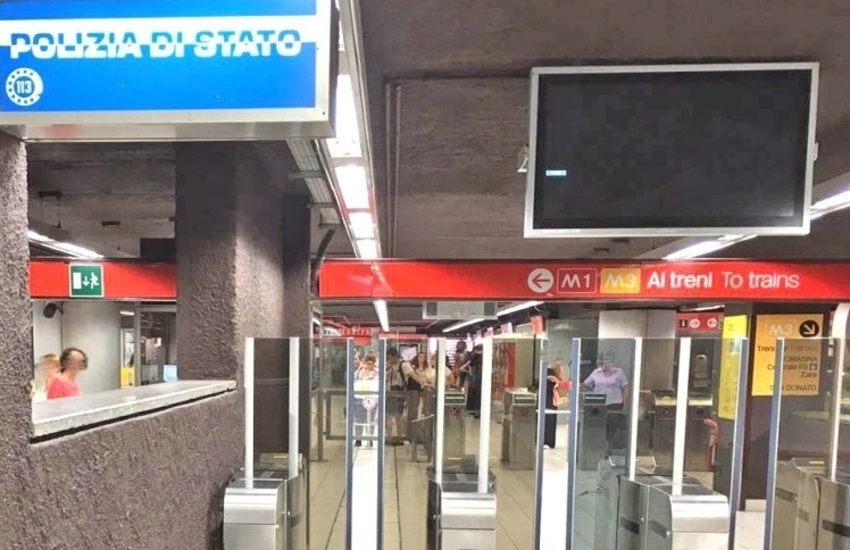 Milano, rapina una farmacia nel centro, arrestato in metropolitana