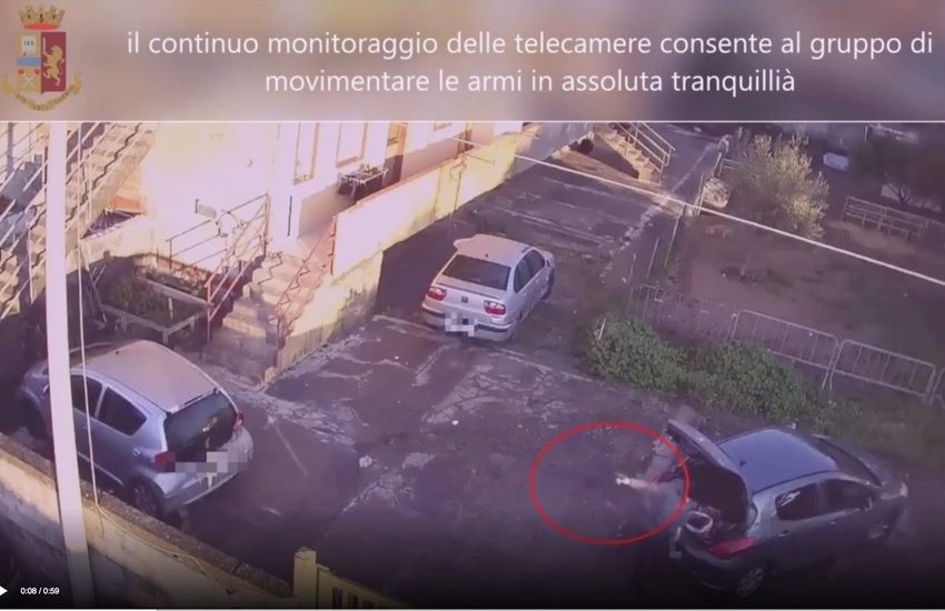 Catania, “Operazione Minecraft”, tutti gli arrestati. [VIDEO] Gli affiliati e le armi