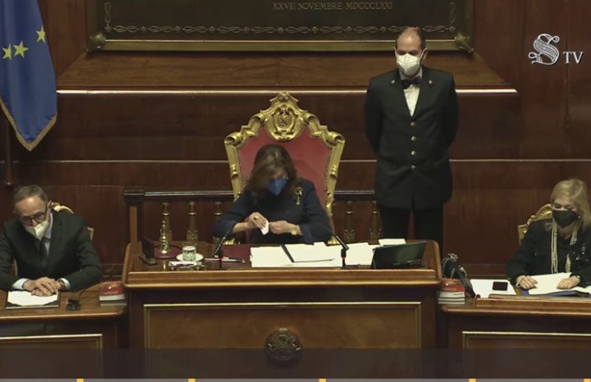 Piena fiducia a Draghi, il voto del Senato