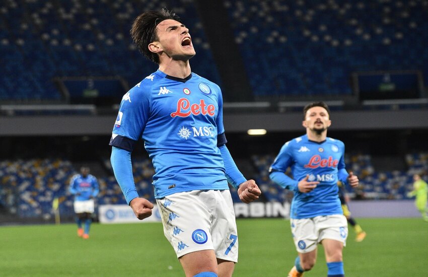Napoli-Parma 2-0: azzurri brutti, sporchi ma vincenti. Scoppia il caso Gattuso
