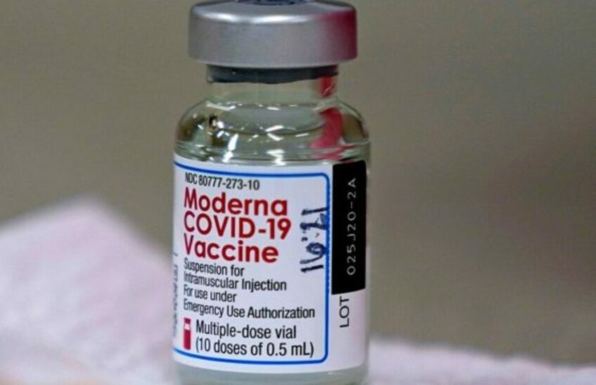 Vaccini anti covid, arrivate in Italia 66mila dosi di Moderna