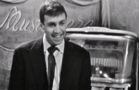 Sanremo 2021: tutti pazzi per il Molleggiato (arriverà davvero?)