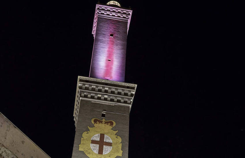 Genova, la Lanterna oggi s’illumina in memoria delle vittime liguri del Covid-19