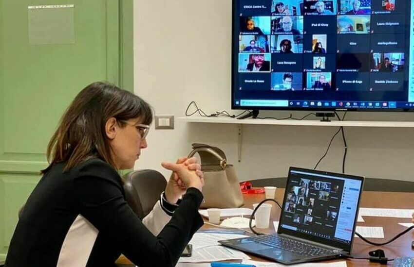 Riaperture eventi, Mirabella: “ridurre l’iva sui servizi per lo spettacolo”