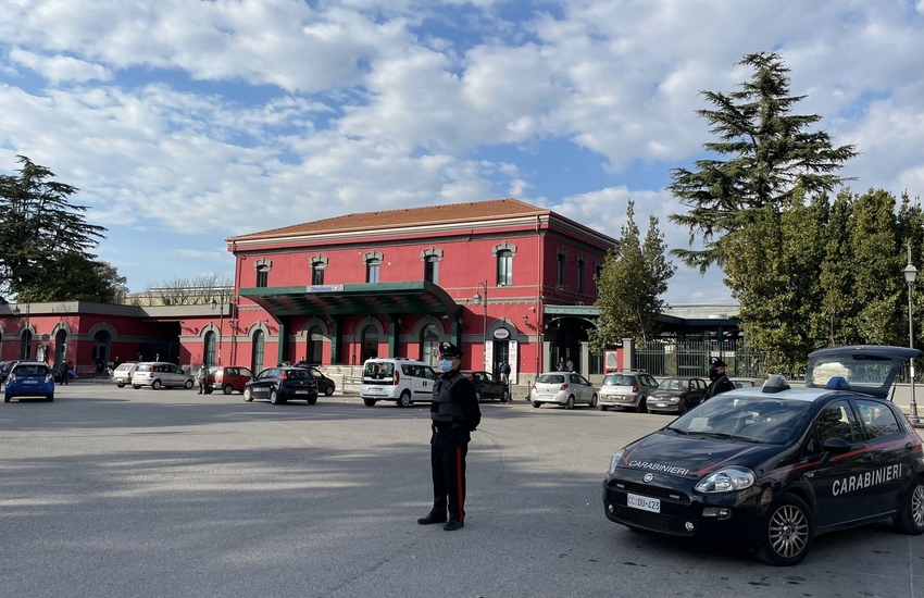 I carabinieri presidiano Casoria ed Afragola: perquisizioni e sanzioni su tutto il territorio