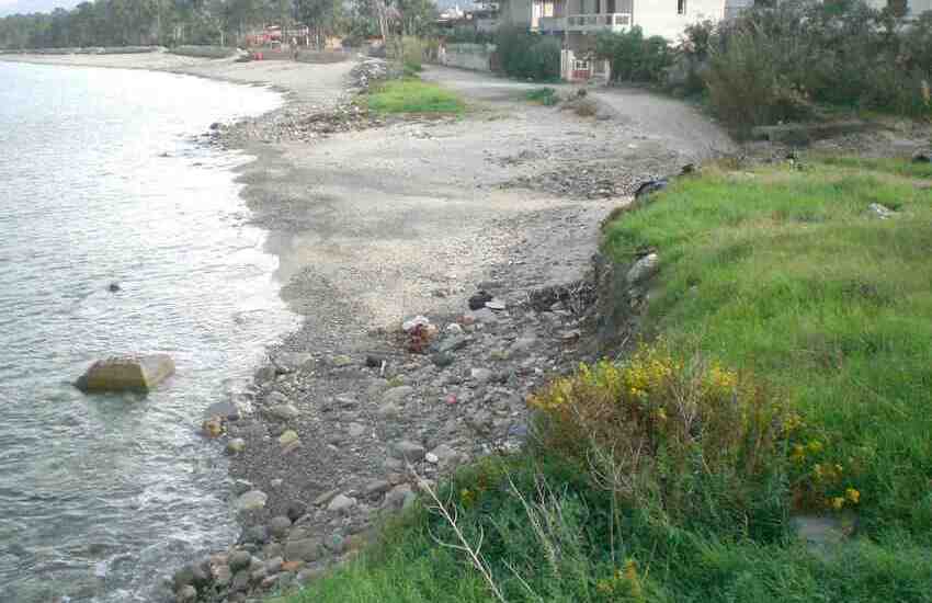 Furnari, erosione costiera: affidata la progettazione delle opere di difesa del litorale