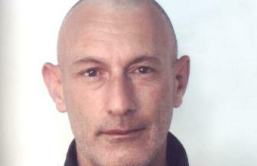 Catania, tenta di sfuggire ai “Lupi” gettando la cocaina dal finestrino. Arrestato