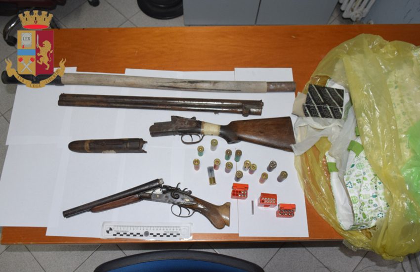Maltrattamenti in famiglia, minaccia la compagna con un bastone. Arrestato 42enne leccese