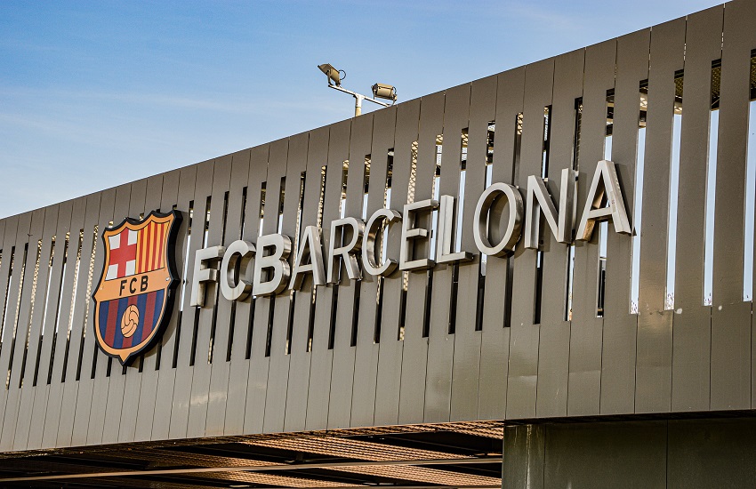Barça, campagne social negative per chi contesta: scattano le manette