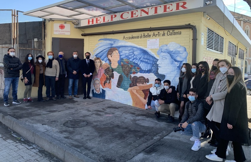 Catania, Caritas, conclusi i murales all’Help Center: segno della fratellanza umana