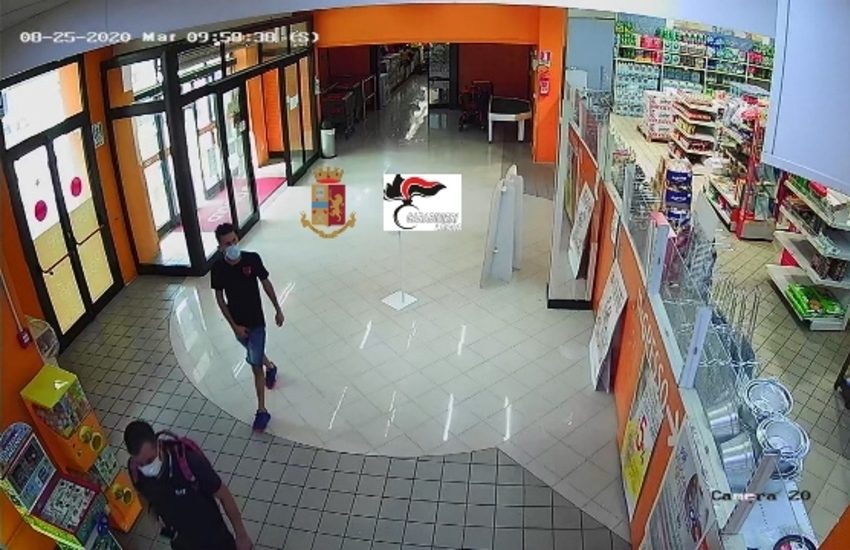 Furti di alcolici costosi in diverse attività del territorio. Arrestata banda dei supermercati