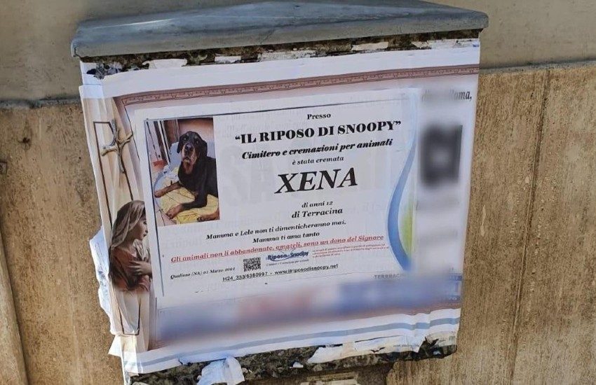 Terracina, curiosità e tenerezza per i manifesti funebri della piccola Xena
