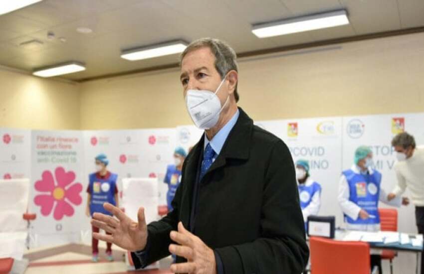 Vaccini AstraZeneca: via libera straordinario della Regione Sicilia per gli over 60. Venerdì, Sabato e domenica ci si potrà vaccinare negli hub senza prenotazione