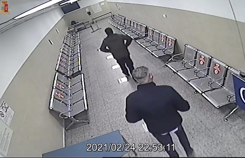 Ospedale Cannizzaro, rubano due monitor nella notte, incastrati dalle telecamere