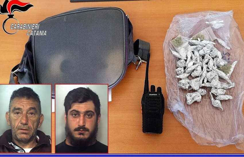 Via Capo Passero, arrestati due spacciatori al civico 33