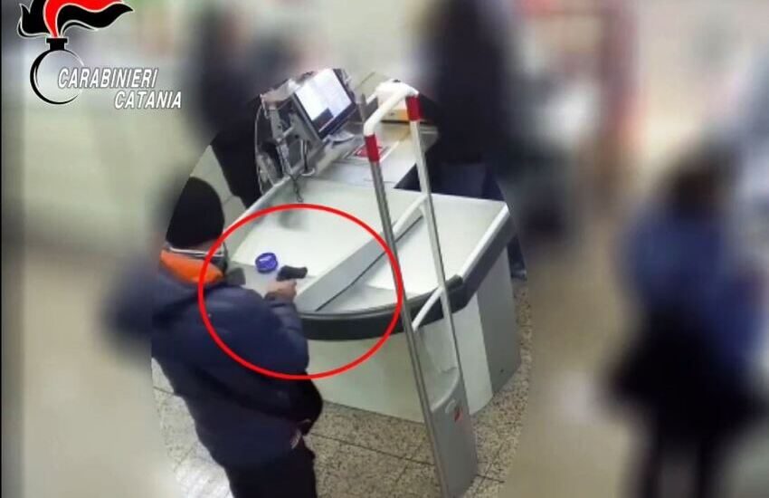 [VIDEO]Paternò, messa la parola fine agli assalti di un rapinatore seriale