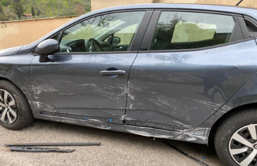 Cori, autoscontro in pieno centro: denunciato ragazzo di Cisterna