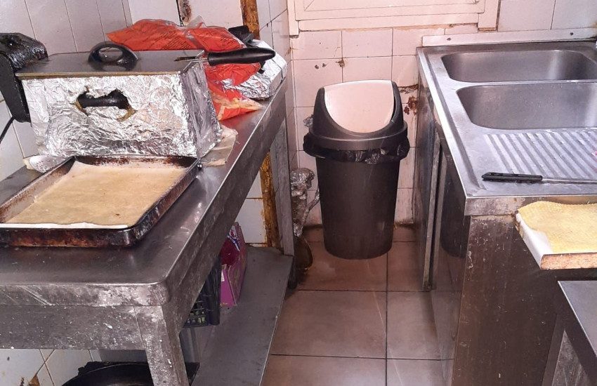 Alimenti mal conservati, 1.730 euro di multa a pizzeria-kebab di Torino