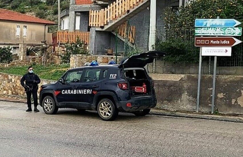 Castel di Iudica, denunciato un pensionato, fruiva di energia elettrica gratis e deteneva munizioni