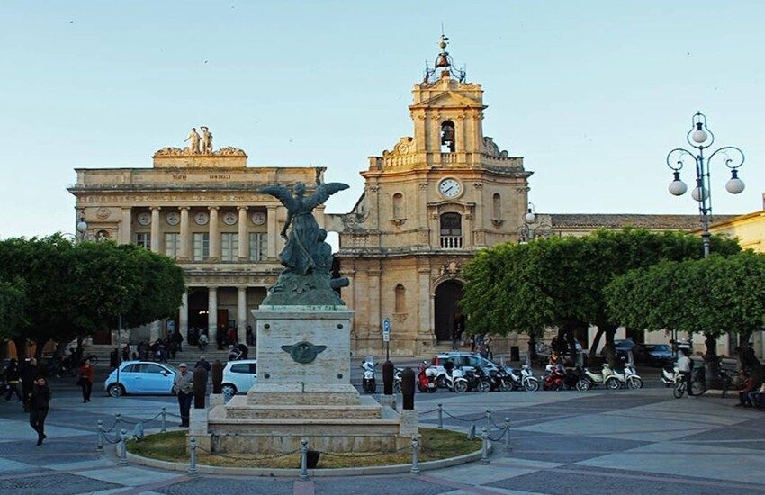 Vittoria, nuova ordinanza con ulteriori restrizioni anti covid