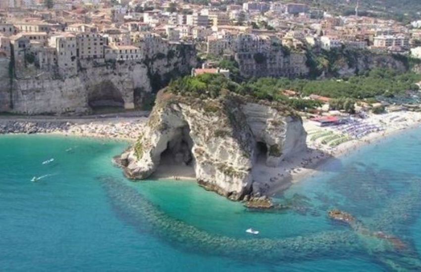 Vanity Fair omaggia la Calabria, undici posti magici della terra meridionale