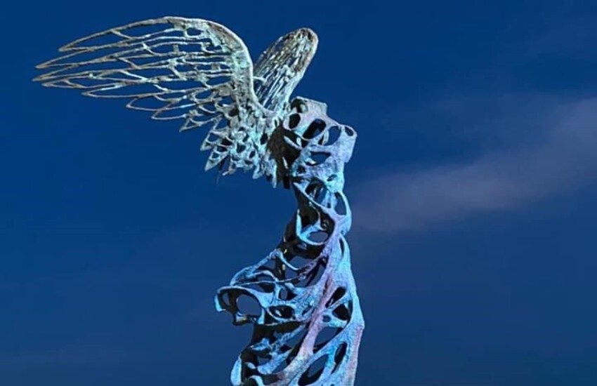 Giardini Naxos si tinge di blu per l’iniziativa Unicef ‘Lunga vita ai diritti’