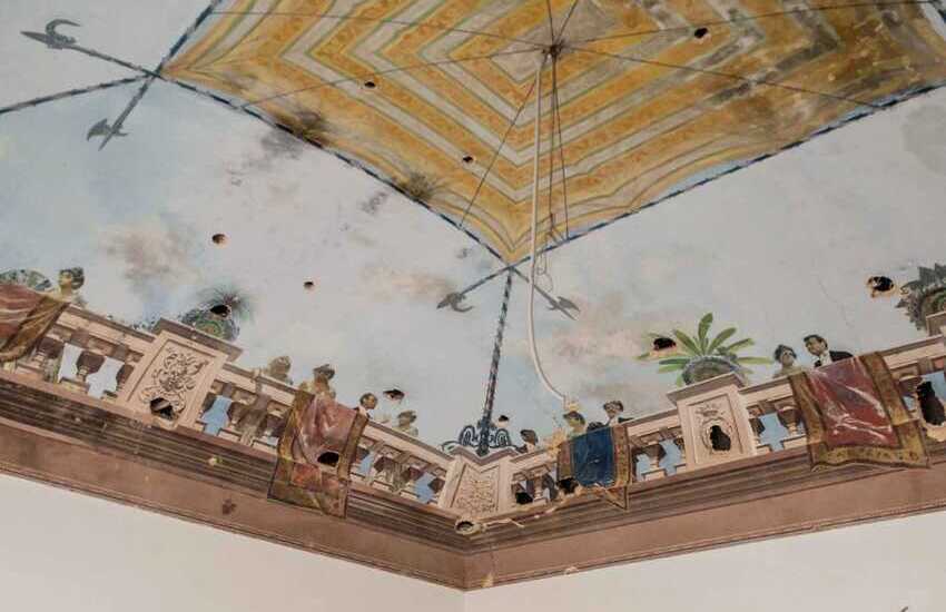 Caltagirone, Palazzo Crescimone, iniziato il restauro della volta affrescata