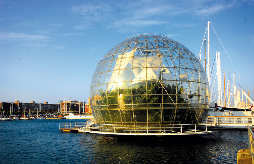 Genova, domani riapre la Biosfera (info e orari)