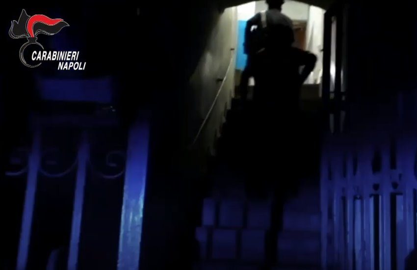 Brusciano, uccisero il fioraio per “mancanza di rispetto”: arrestato il reggente del clan Rega-Piacente (VIDEO)