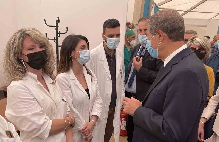 Sicilia, Vaccini, Musumeci a inaugurazione hub di Brolo e in visita ad hub di Taormina