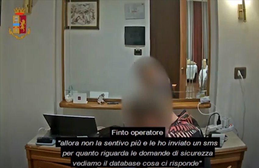 Operazione “Numero Verde”, finti operatori bancari prosciugavano i conti delle vittime. 7 arresti a Torre del Greco (VIDEO)
