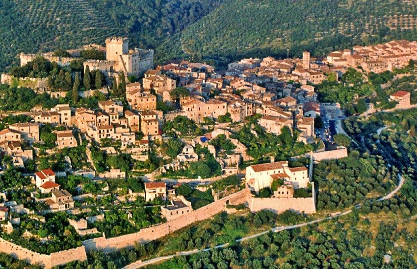 Sermoneta: un poliziotto, in congedo per motivi di salute, si toglie la vita