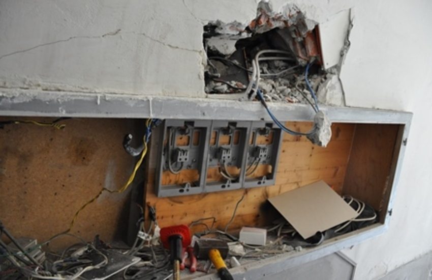 Adrano, denunciata un’intera famiglia per furto di energia elettrica