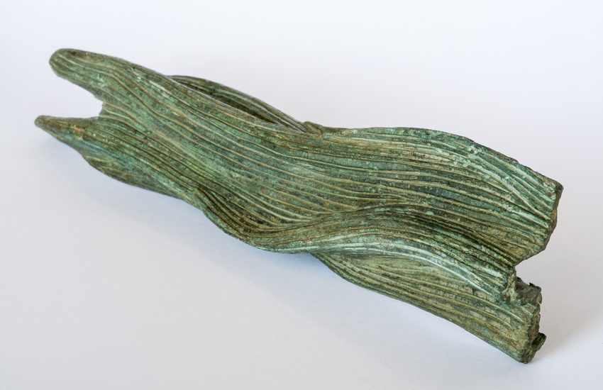 Modica: tornano “a casa” preziosi frammenti di un cavallo in bronzo risalenti al periodo ellenistico