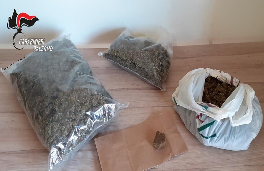 Zisa – 3 chili di droga in casa, in arresto un trentanovenne