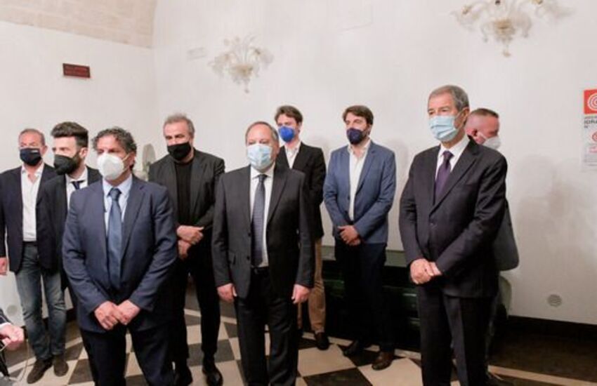 “Genti di Sicilia”, l’arte dei maestri figurinai di Caltagirone in mostra a Ragusa Ibla