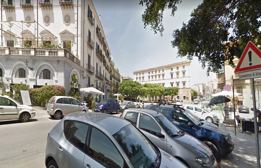 Esplosione nella notte a Palermo – Scoppiata una bombola di gas di un camper.