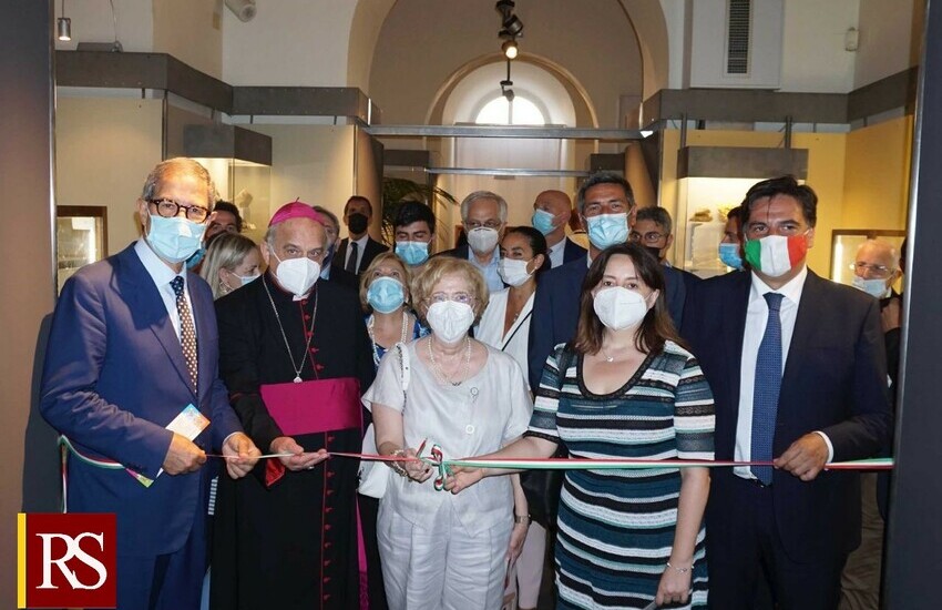 Musumeci inaugura a Catania la mostra sull’ eruzione del 1669