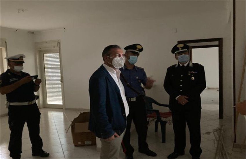 “Messaggi inquietanti all’Amministrazione di Quarto, ma noi andiamo avanti”- la denuncia del sindaco Sabino