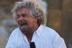 Beppe Grillo indagato a Milano per contratti pubblicitari con la compagnia di navigazione Moby