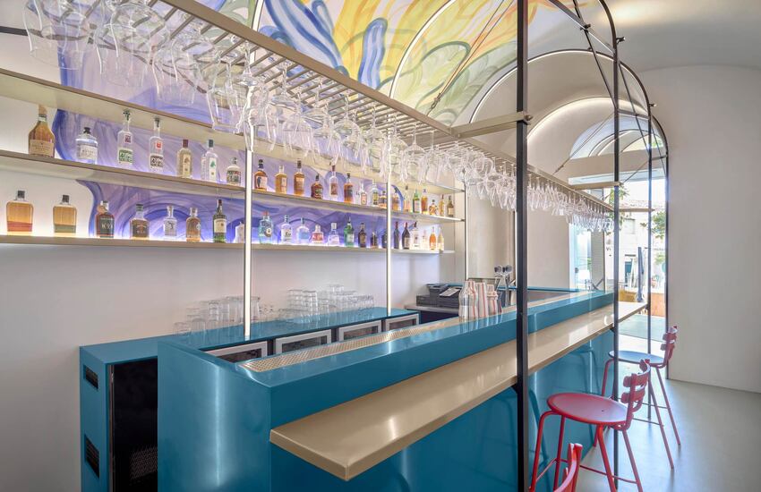 “Umore” a Marina di Ragusa: come trasformare un palazzo di fine ottocento in un suggestivo cocktail bar