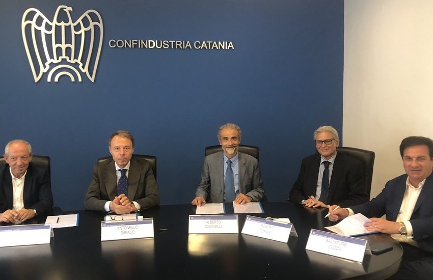 Confindustria Catania, siglata l’intesa per l’apertura del primo polo di vaccinazione aziendale