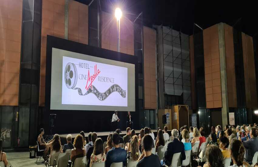 “REstate al MuMe”: continua lo spettacolo sotto le stelle con cinema, teatro e musica al Museo di Messina