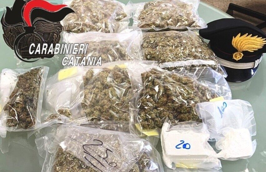 Gravina di Catania, arrestato per l’ennesima volta infaticabile spacciatore e trovata la droga nascosta