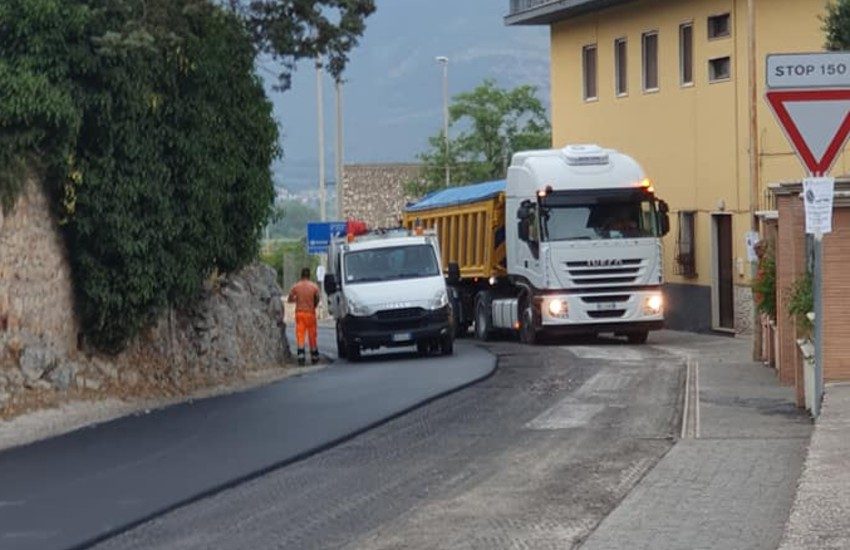 A Priverno le strade si asfaltano di notte