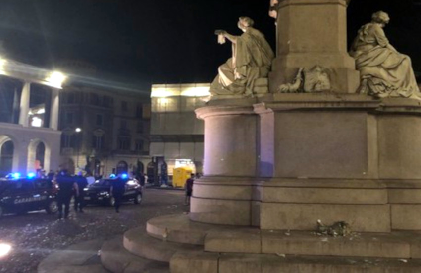 Vercelli, danno alla statua di Cavour nella festa per gli Europei: scoperto il colpevole
