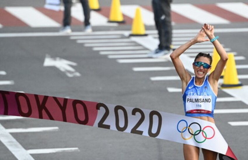 Tokyo 2020: La tarantina Antonella Palmisano oro nella 20 km di marcia