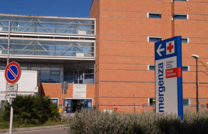 Viareggio: Donna muore di Covid a soli 29 anni, non era ancora vaccinata