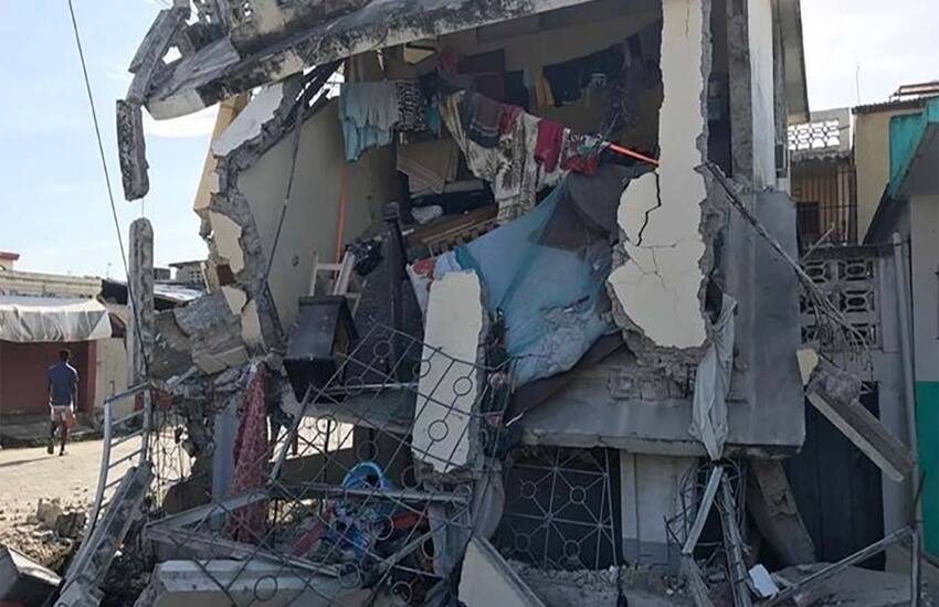 Terremoto Haiti: Bilancio sempre più grave, 1.297 morti accertati